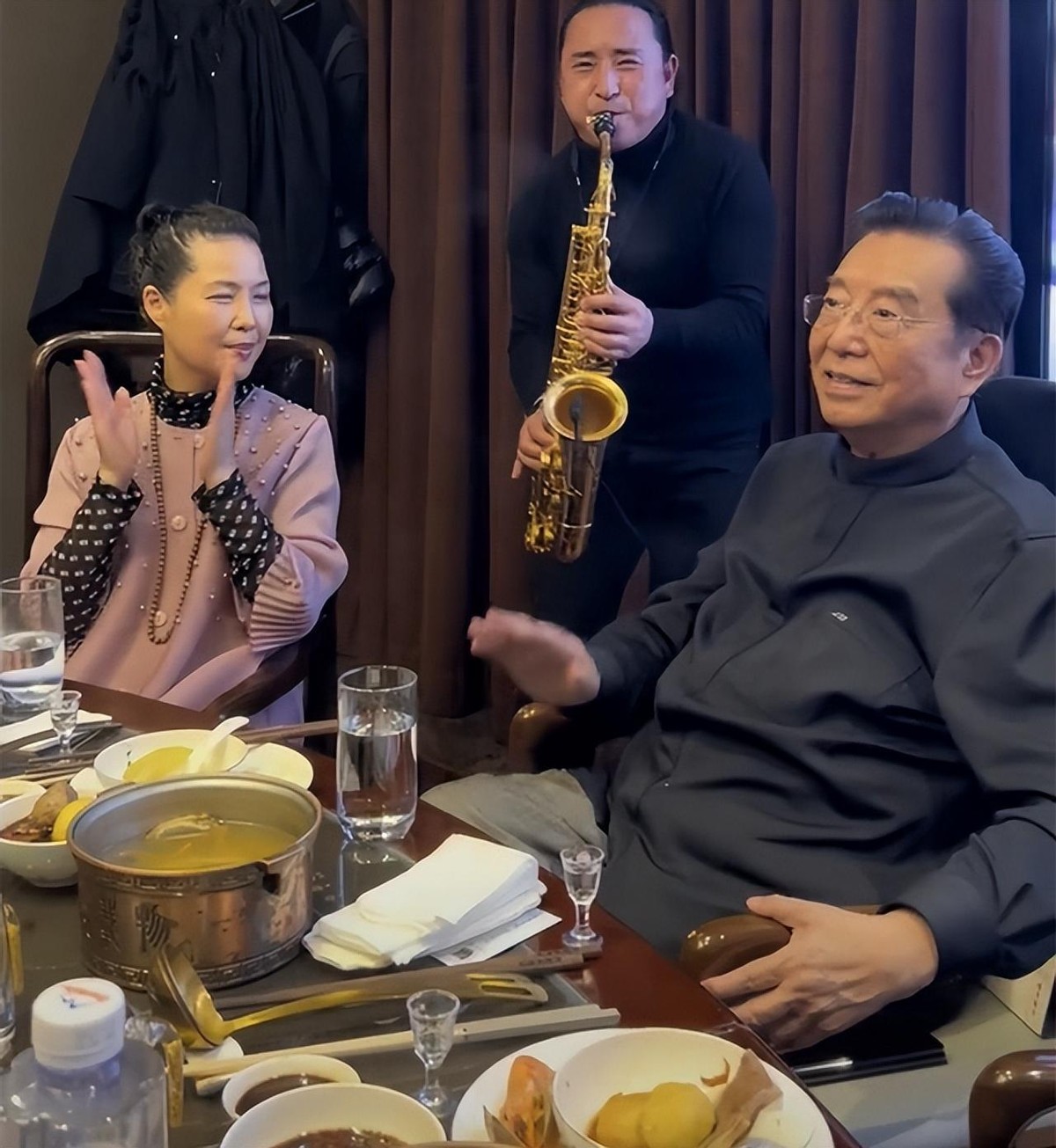 李双江之子李天一怎么了,李双江之子李天一近况