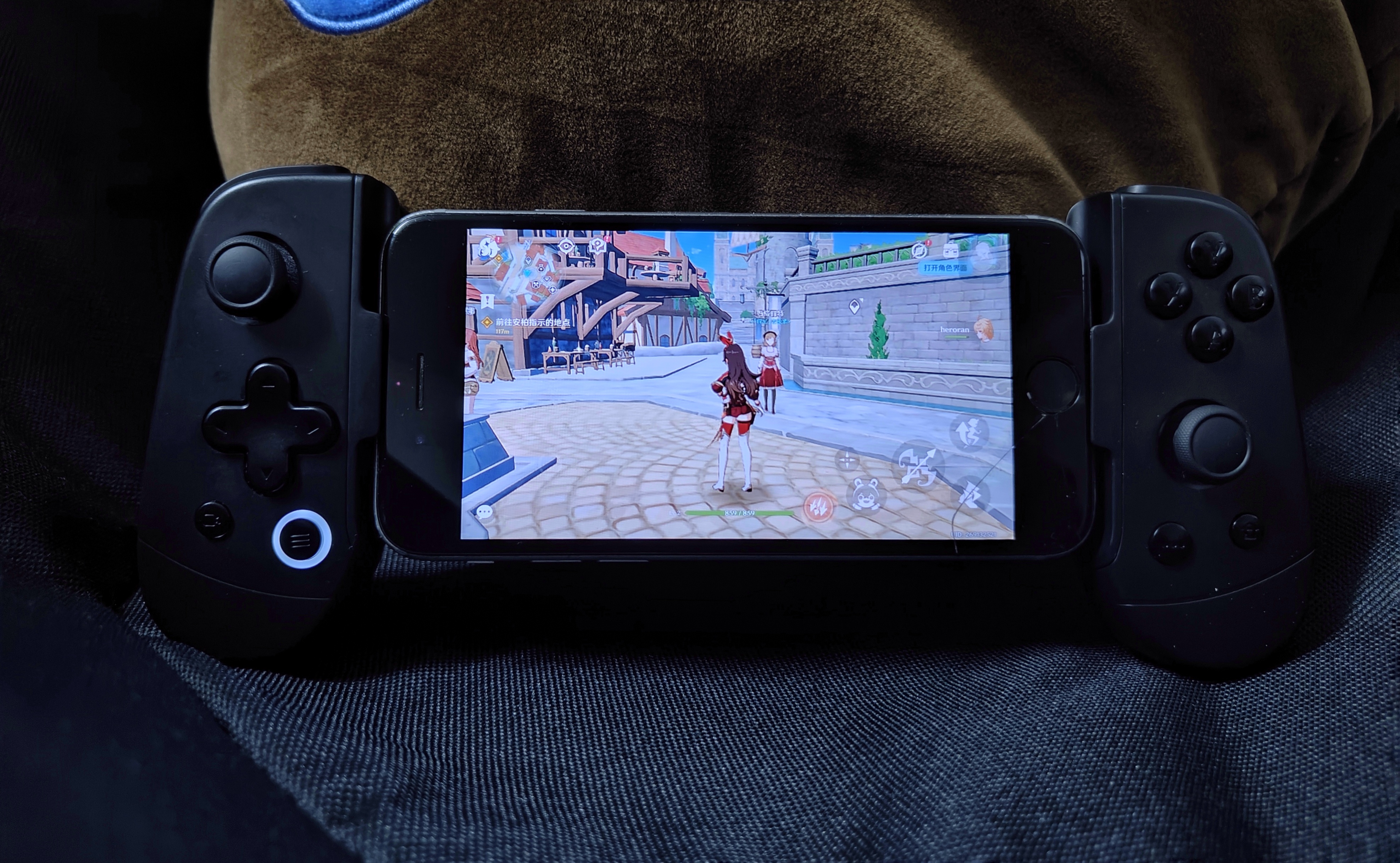 手机手柄秒变掌机,苹果游戏手柄m1b体验