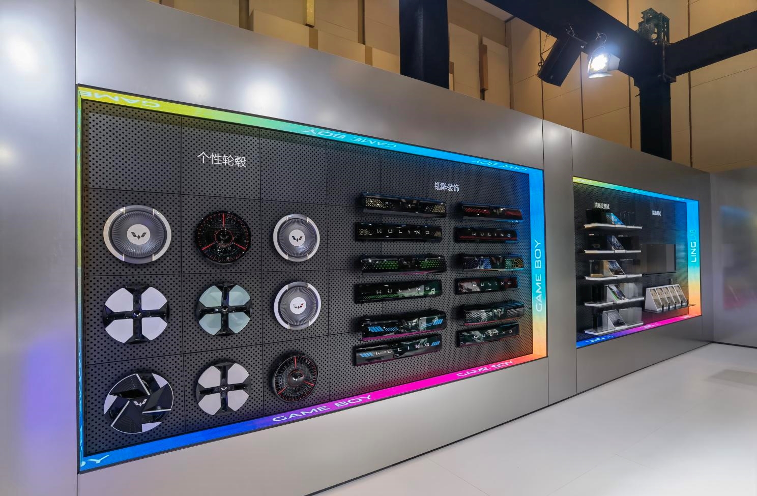 五菱宏光miniev三元锂的哪个好,五菱宏光minievgameboy版实车