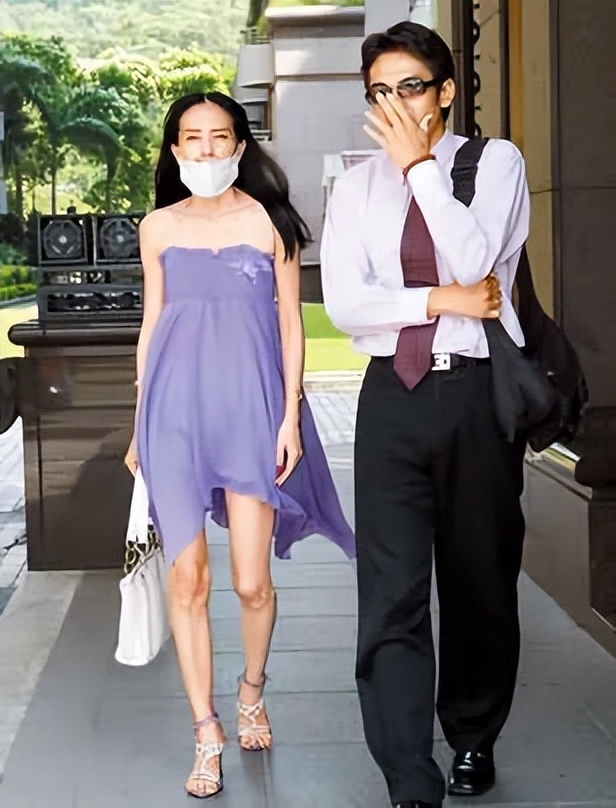 出轨牛郎被捉奸在床，“顶流富婆”的劲爆大瓜！