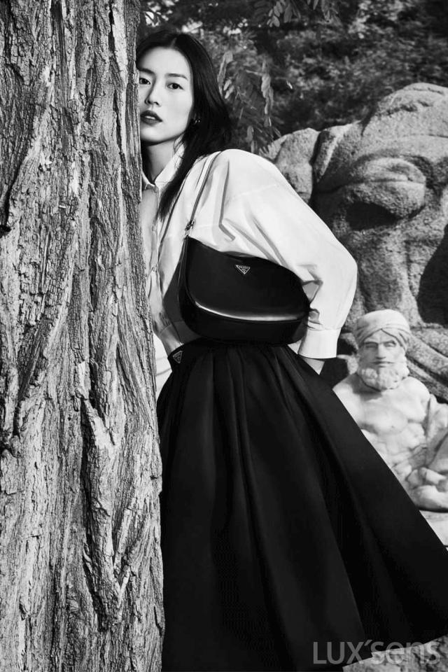 它是今年冬天最受欢迎的单品之一,它才是年度最火的包包