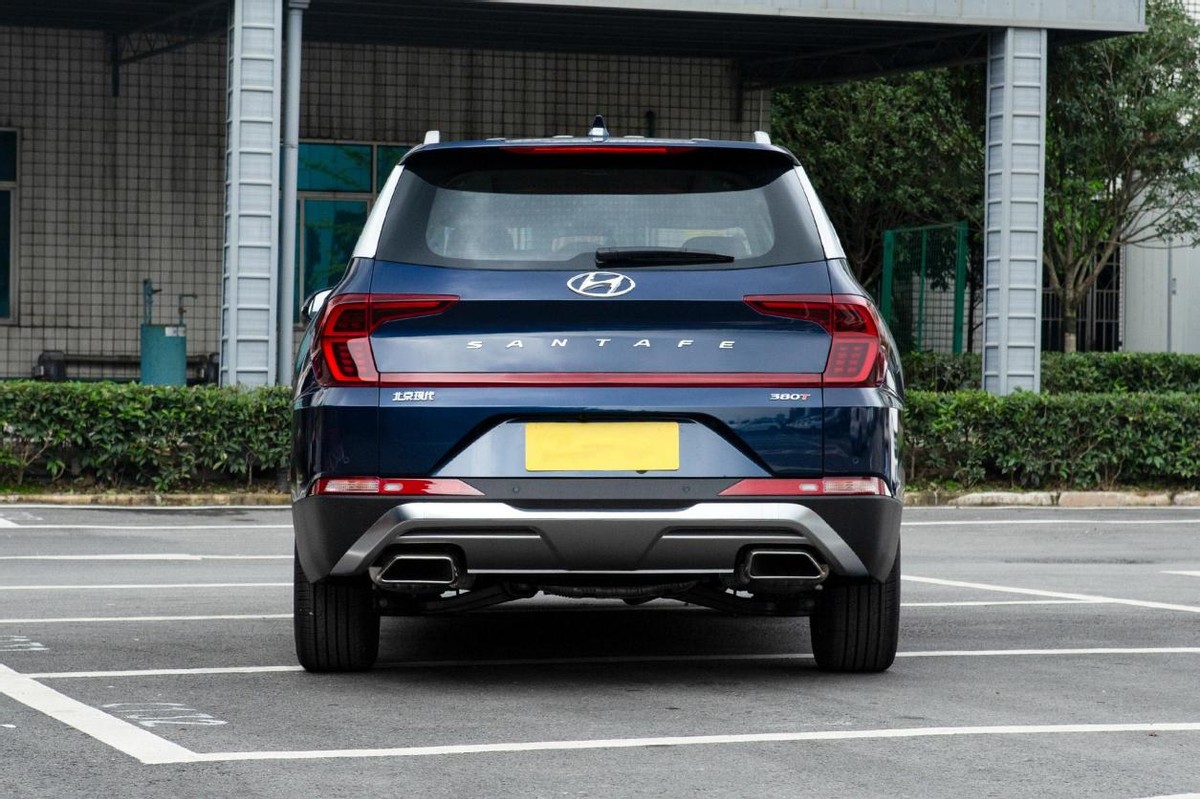 现代胜达2020款6座最低配,车长超5米10at爆发237马力