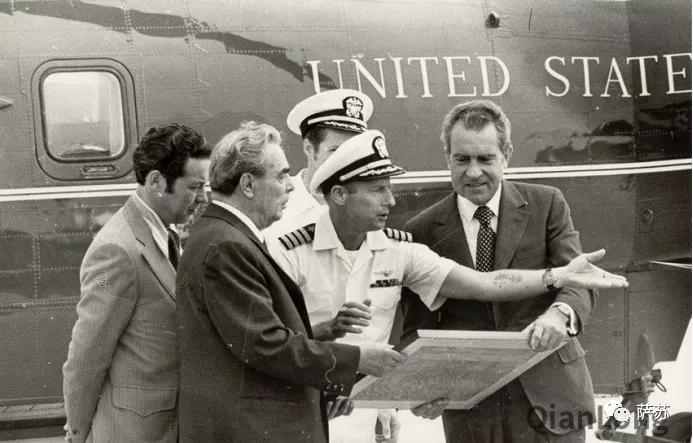 普京的座驾与拜登的座驾对比,拜登和普京下飞机视频