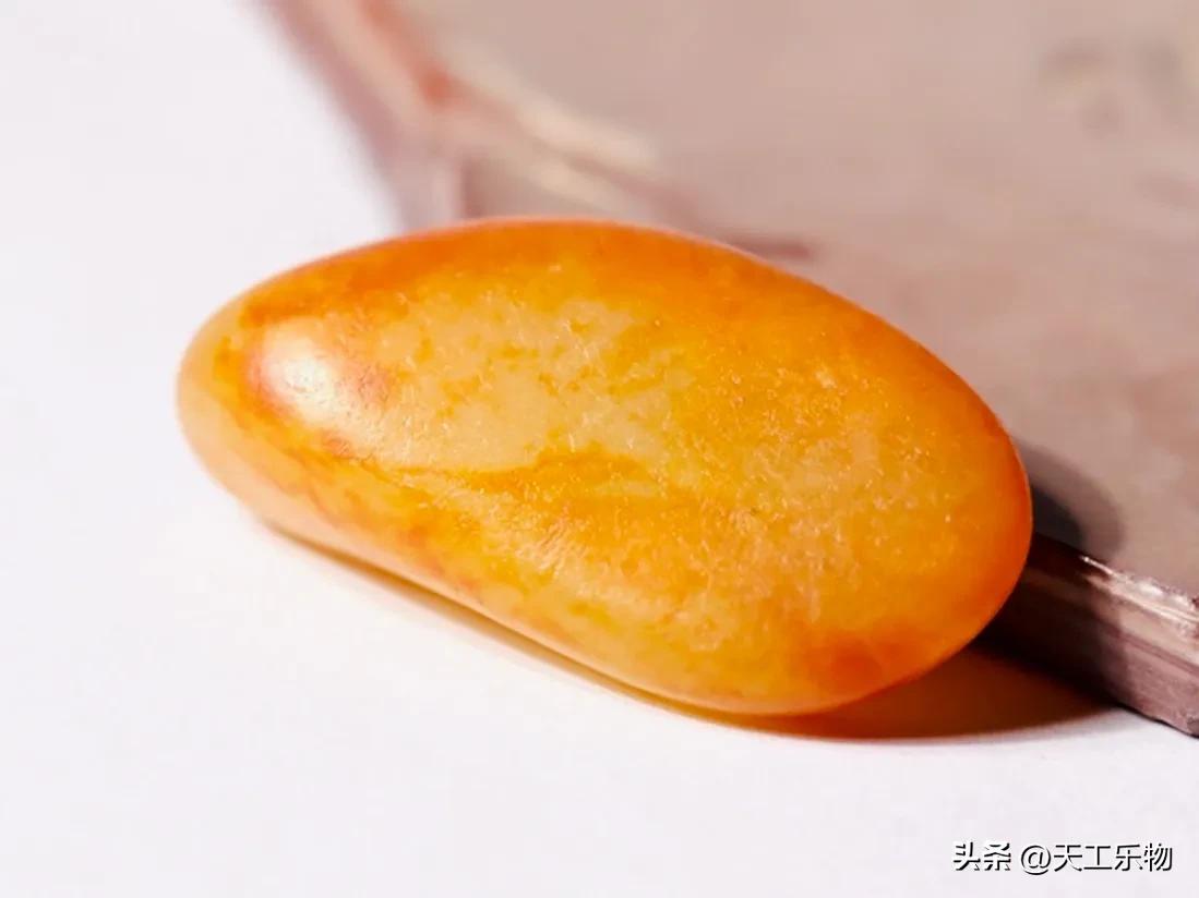 和田玉籽料值钱不值钱全在这两点,和田玉籽料精品怎样的才是收藏级