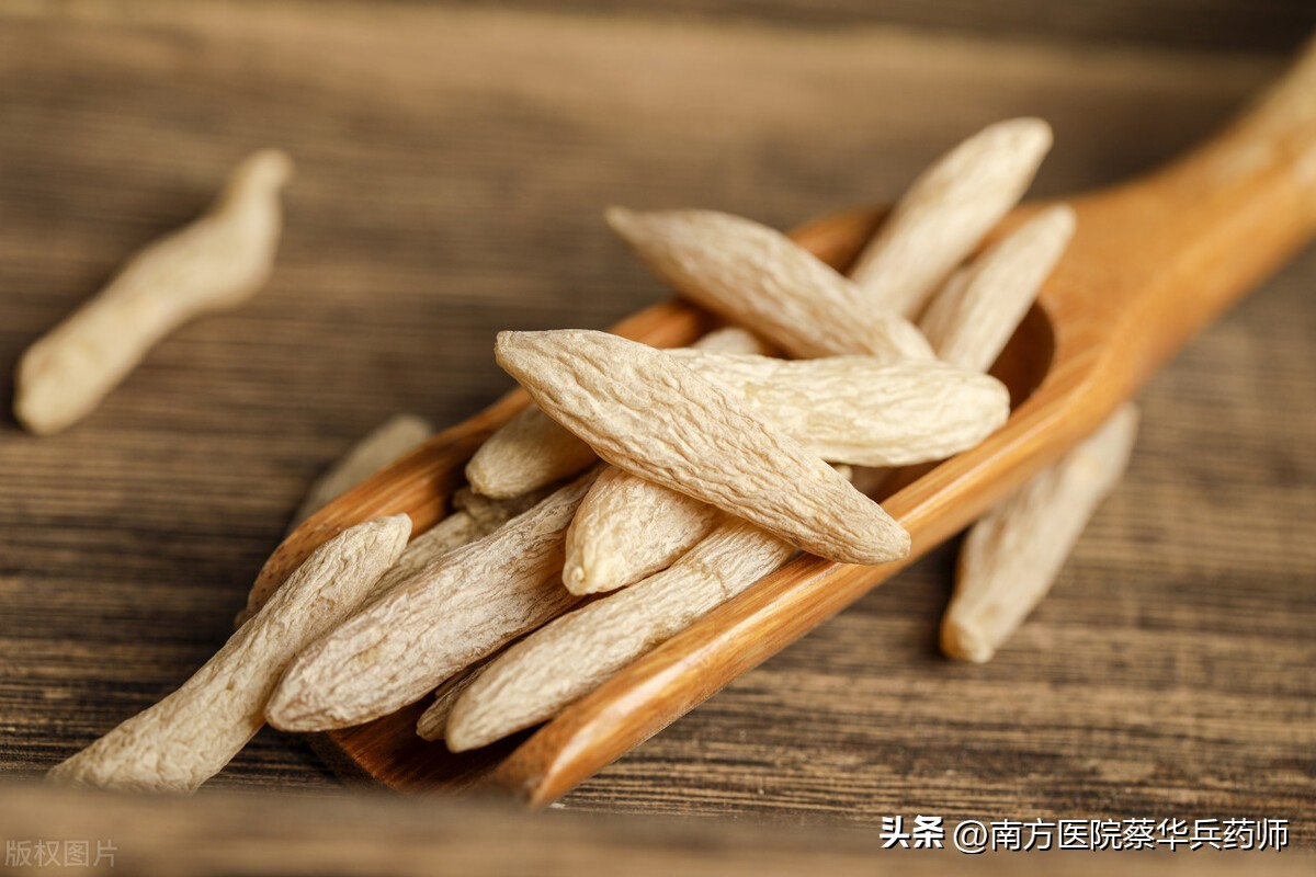 适合咽干咳嗽肺燥咳血者的养生方,治疗长久干咳的中药汤