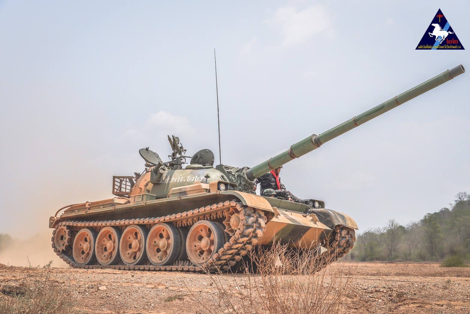 中国vt4坦克和99a坦克,泰国买vt4还是越南坦克