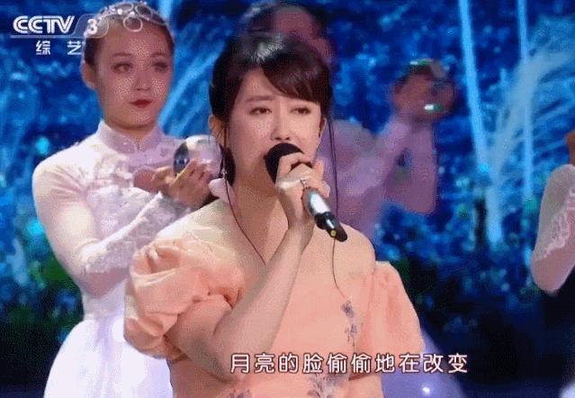 37岁女星爆料前夫出轨,女明星出轨前夫再爆料