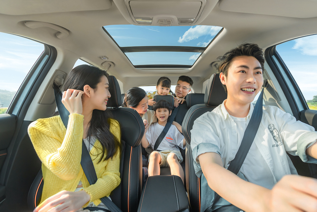 欧尚x7plus7座落地价格优惠3万,欧尚x7plus7座落地价格图片