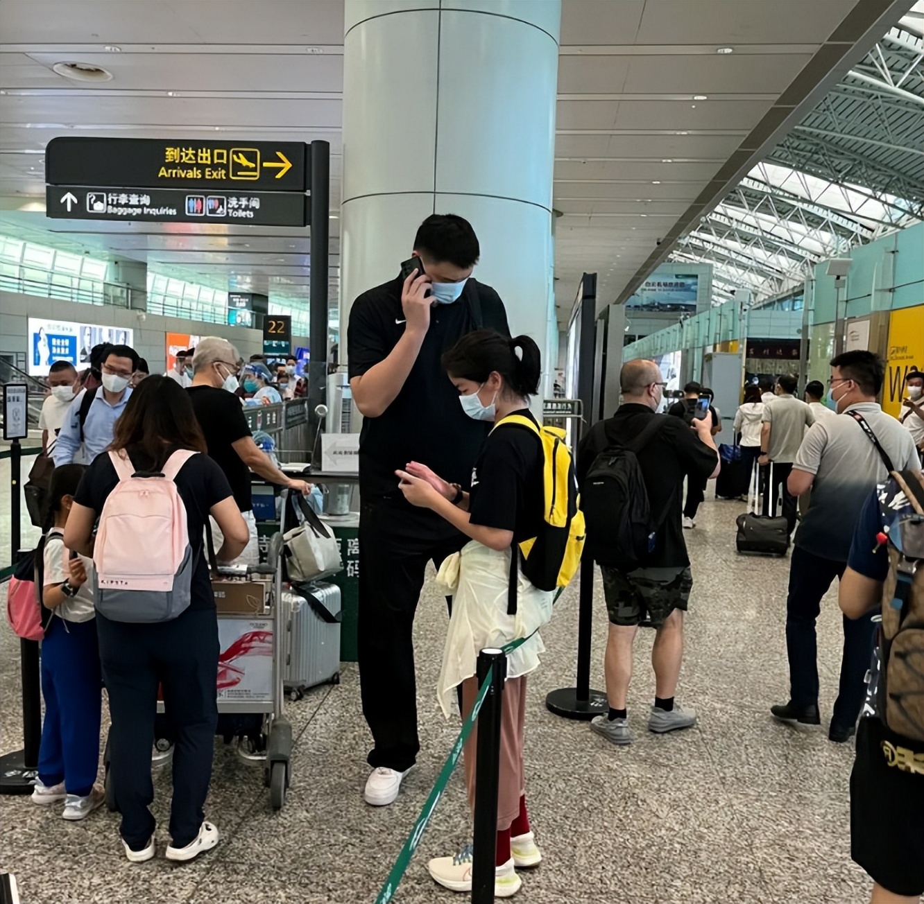 姚明和老婆叶莉高清视频,姚明的女儿叶莉个人资料简介