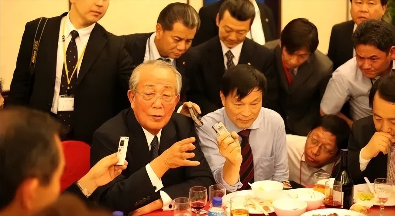 稻盛和夫辞职前问自己三个问题,稻盛和夫临终前10个忠告