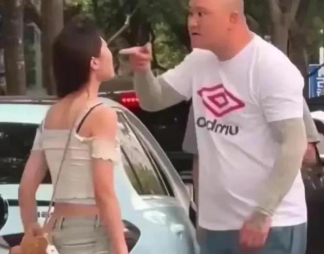 南京光头男子打人事件后续,南京光头男子打人事件