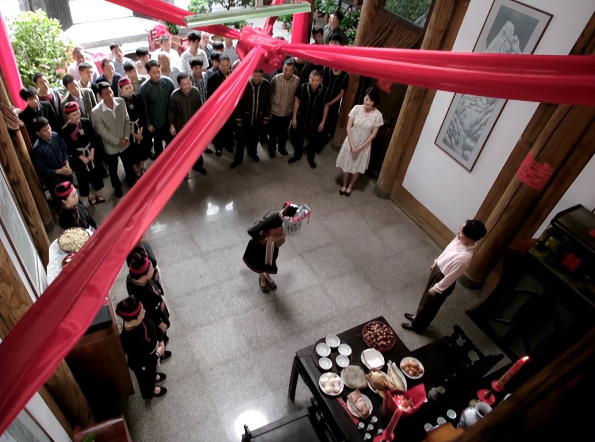 福安畲族婚礼拜堂,畲族女方不拜堂