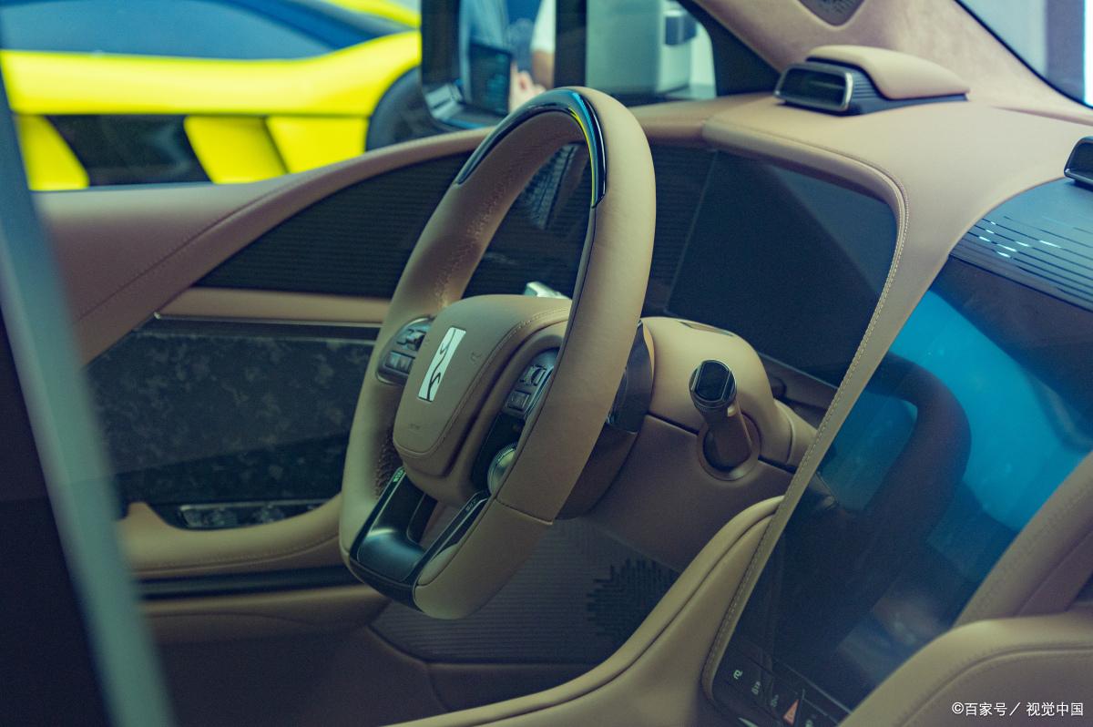 比亚迪仰望u8是油电混合的吗,比亚迪仰望u8在中东的消费市场