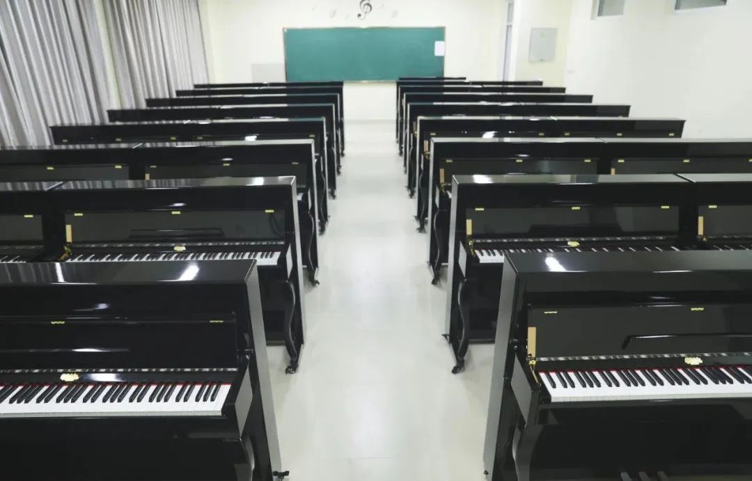 介绍护理学院,护理学院的学院简介