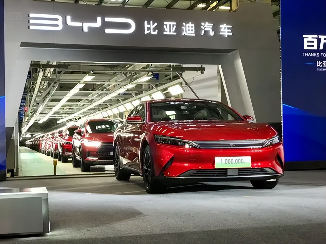 中国先胜一局？德媒：中国绕开燃油机弯道超车，吃亏的不只是德国