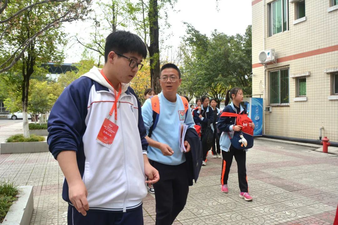 第三届贡嘎杯足球江油赛区,贡嘎杯高中篮球赛江油中学