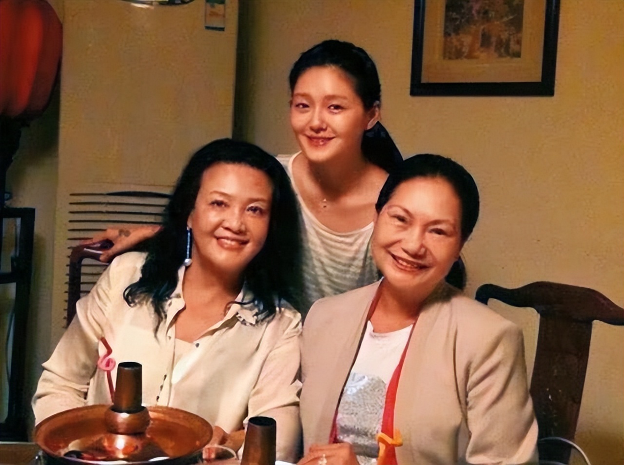 小S卷入汪小菲骂战三天终于发声了，回复网友留言曝真实心声