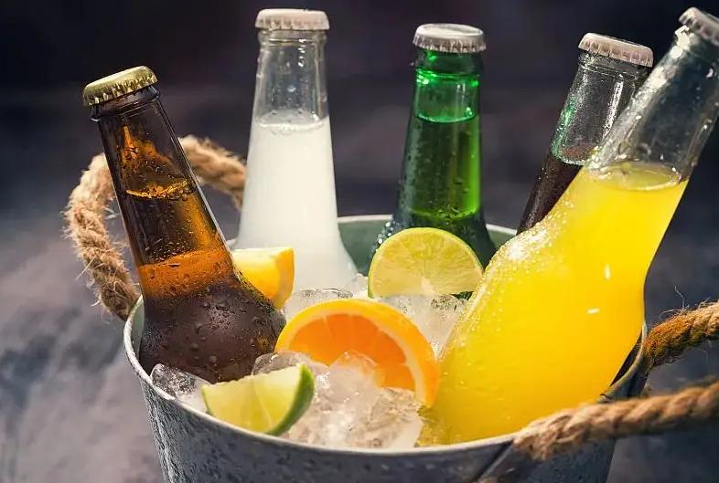 气血不足的女人要少吃什么食物,气血不足的女性应该吃哪些食物呢