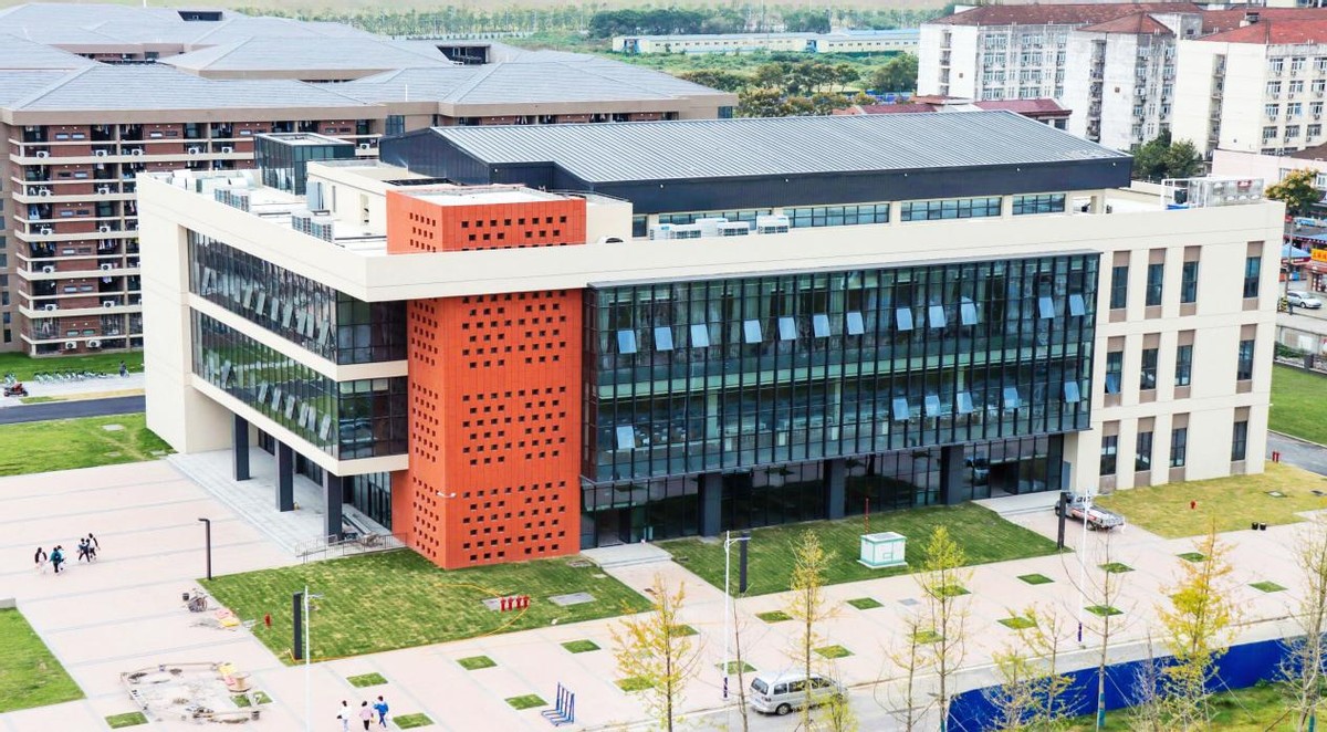 长江大学大数据专业全国排第几,长江大学美术类专业录取分数线