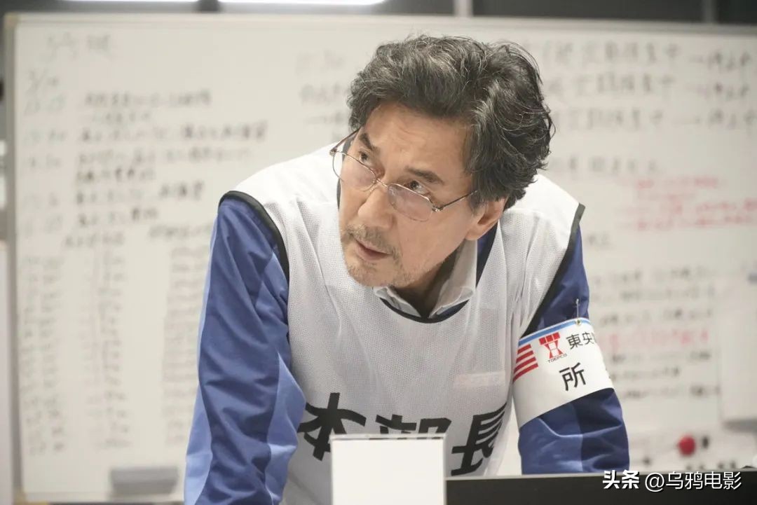 全网追着骂！网飞史上最大尺度，打一星冤了…