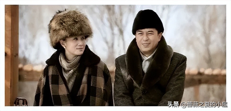 再看《悬崖》:才懂周乙和顾秋妍同居6年，却无性无爱的隐情