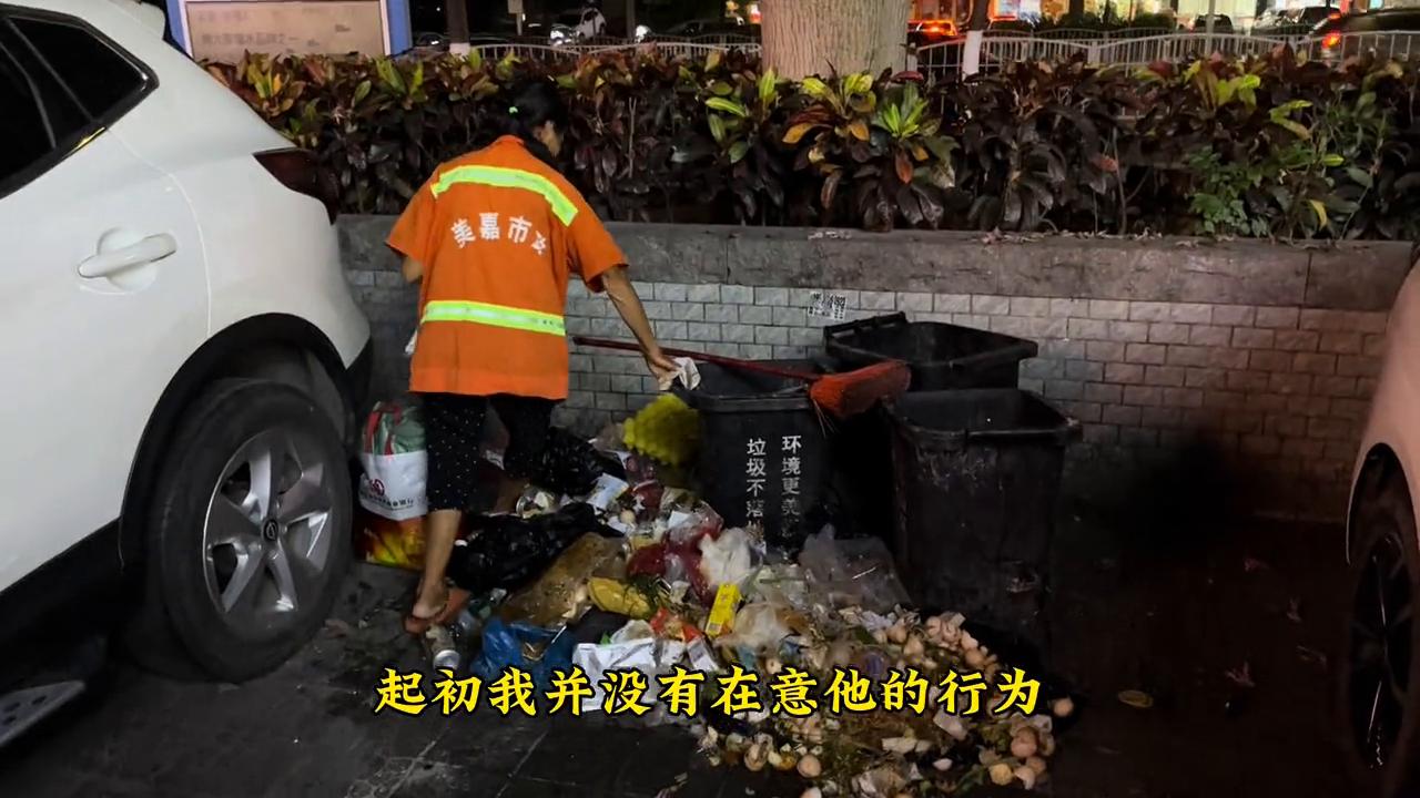 2000块钱网费说充就充了,100块钱网费