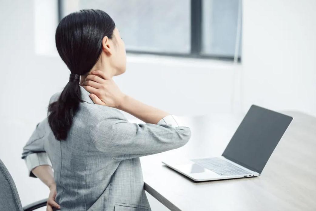 卵巢癌晚期的三个征兆,卵巢癌一经发现可能就是晚期