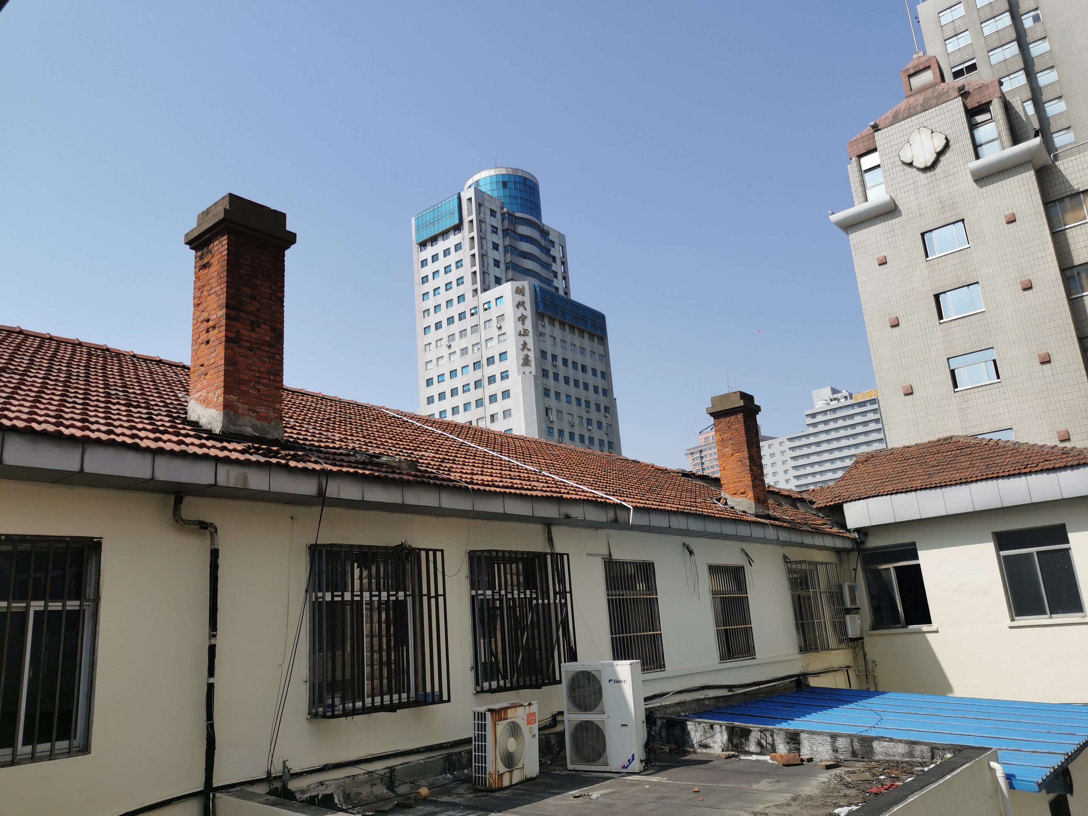 普仁红砖楼,锡城现代医院世纪见证者