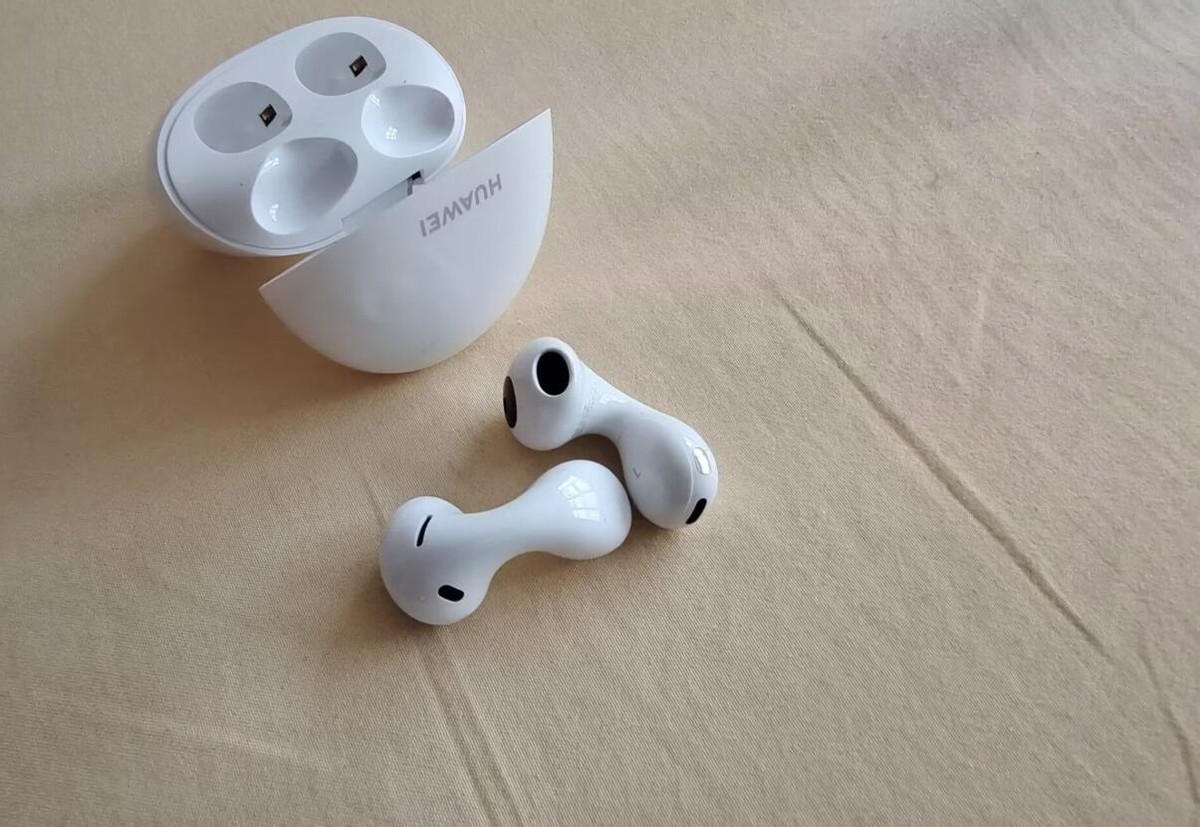 华为耳机freebuds5标准版评测,freebudspro与半入耳耳机测评