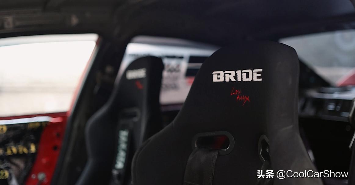 从姿态到竞技，AT换MT，这位车友是如何被八代思域“毒害”的？