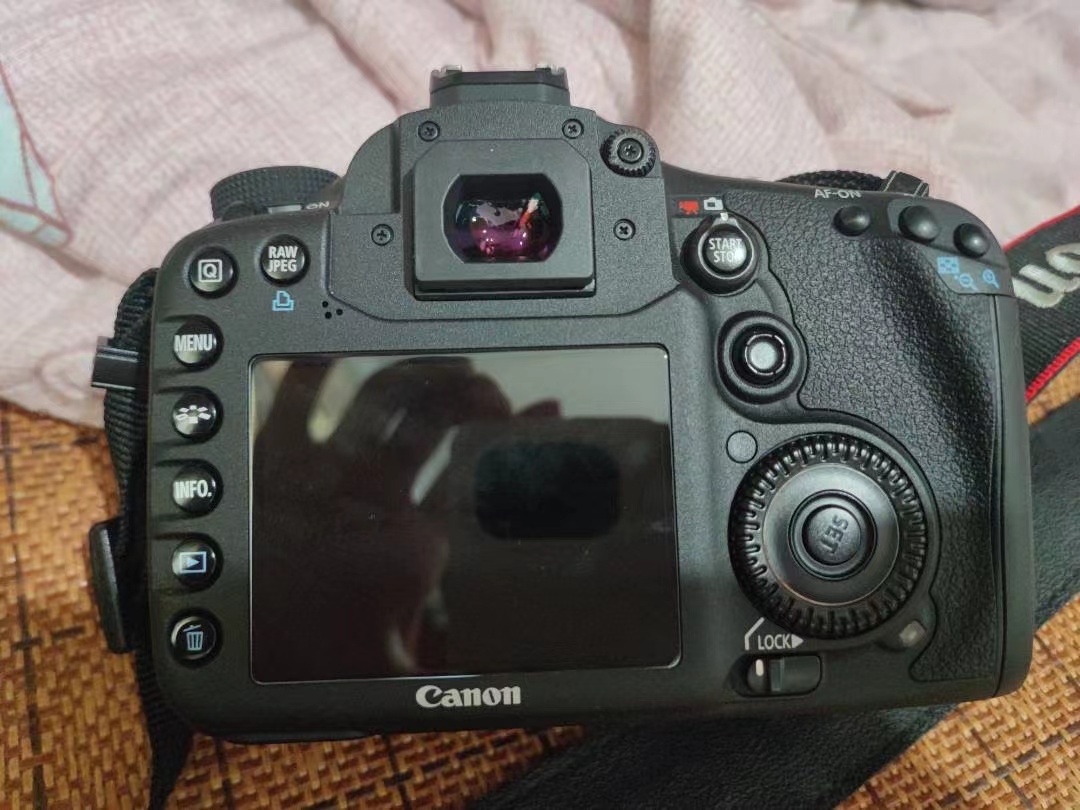 佳能7d最新版本,佳能7d落伍了吗