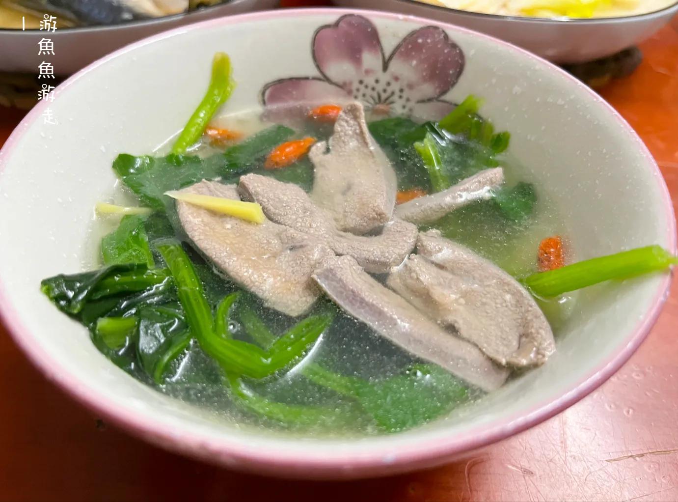 春养肝喝菠菜猪肝汤，护肝明目、补铁补血（小魚儿简单菜谱122）