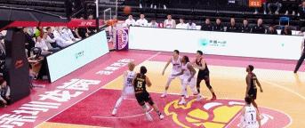 深圳老师法庭怒怼交警精彩视频,深圳老师怒怼交警庭审视频