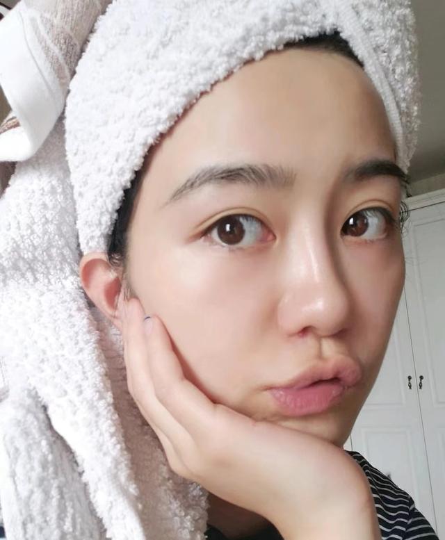 每天用清水洗脸不用洗面奶好吗,清水洗脸和补水区别