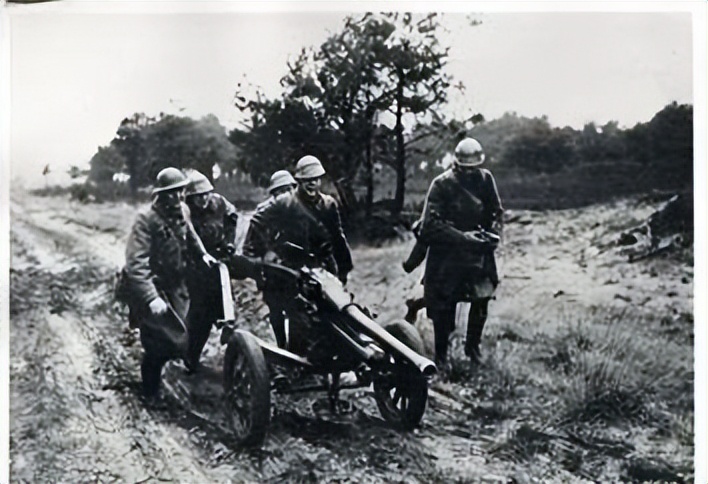 二营长的意大利炮到底长什么样子,二连长的意大利炮是怎么来的