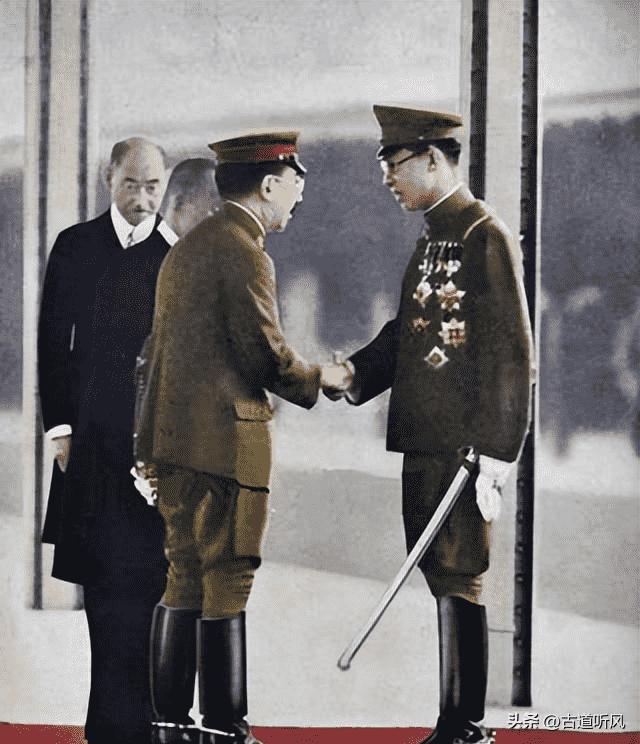 纳粹德国屠杀犹太女人,变态纳粹