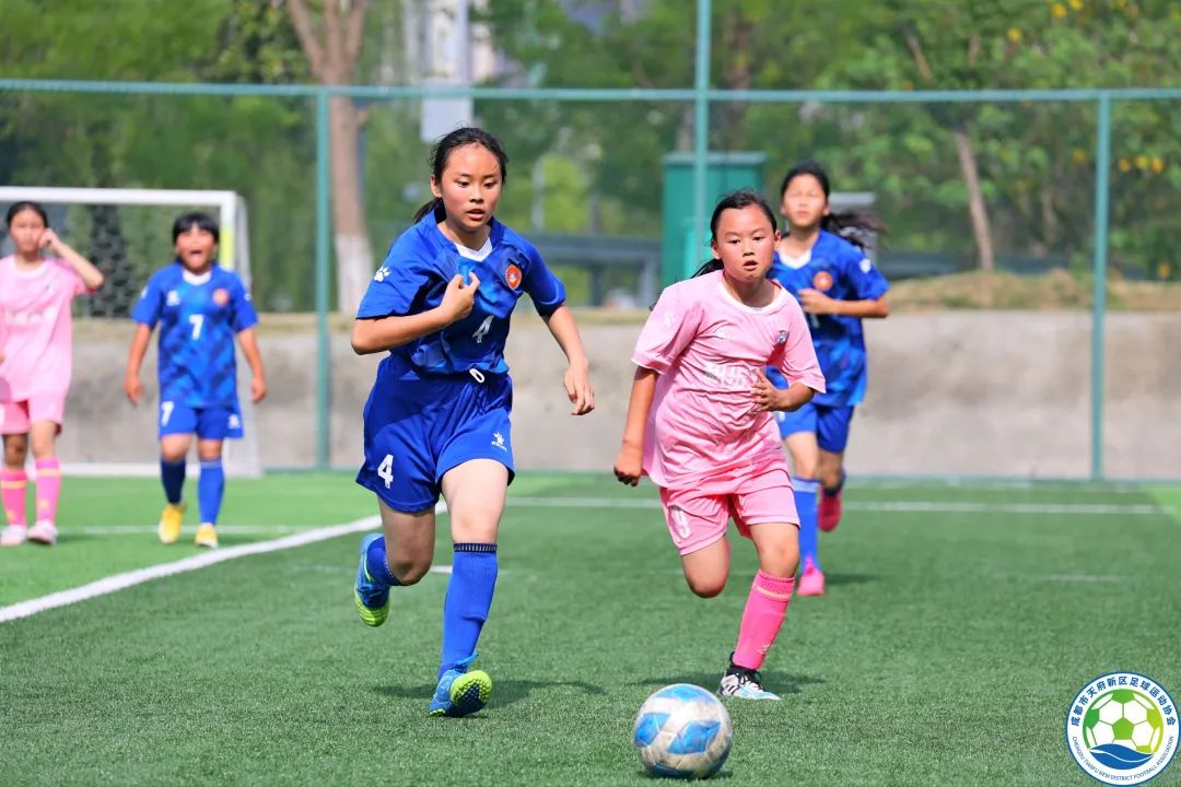 四川天府新区合江小学足球比赛,天府新区合江小学足球比赛2020年