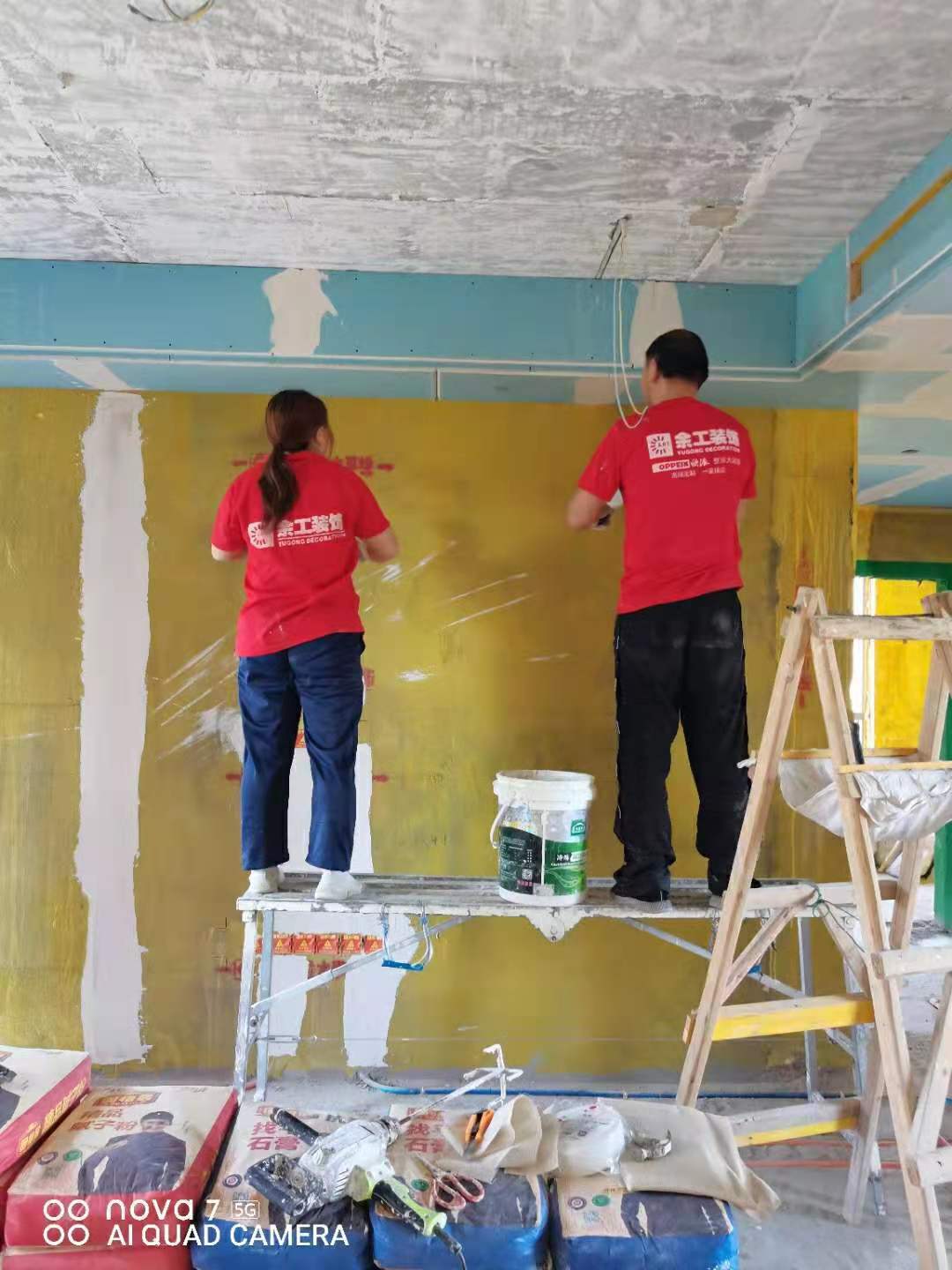 房间地面墙面色彩搭配,墙面颜色怎么选最准确