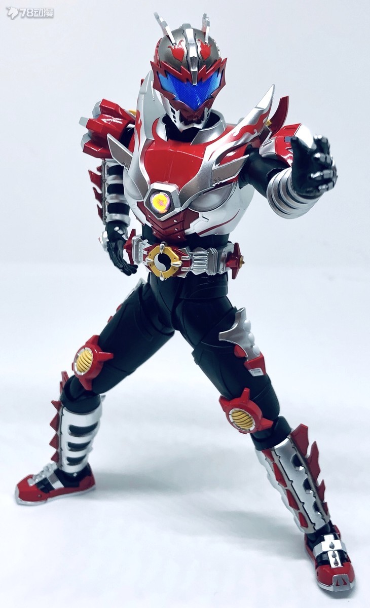 炎龙侠铠甲测评,炎龙侠升腾就是焰火的力量