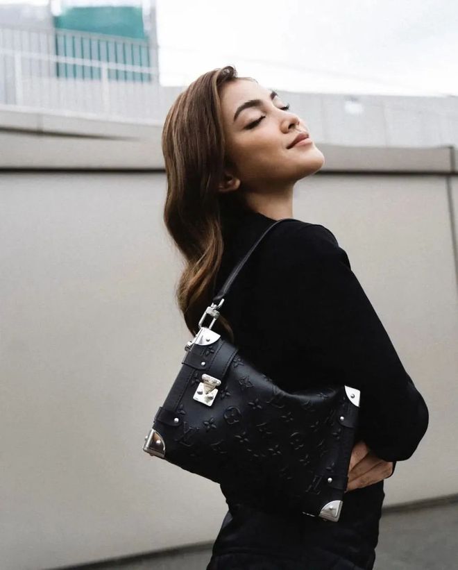 腋下包轻奢小众高级感百搭黑色,小巧精致腋下包种草