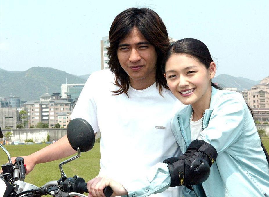 周渝民最新状态,周渝民颓废风