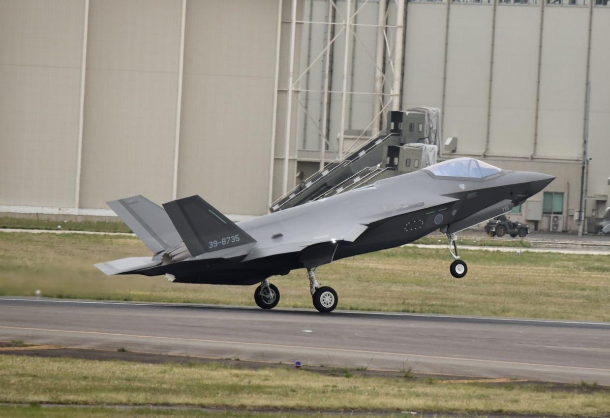 歼35和苏57哪个厉害,歼35与苏75对比