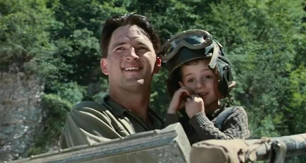 电影《美丽人生》解析：生存、童年和追求美好的意义