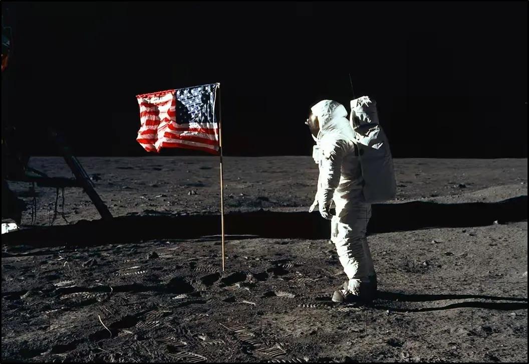 自作自受，日本“登月”探测器坠毁，美国围追堵截中国，没用！