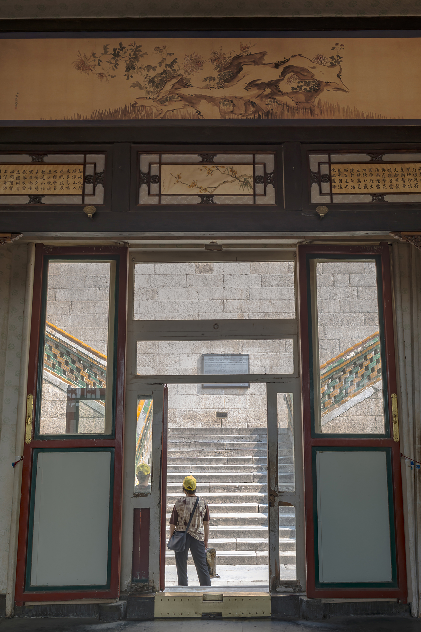 漫步北京颐和园,走颐和园长廊寓意