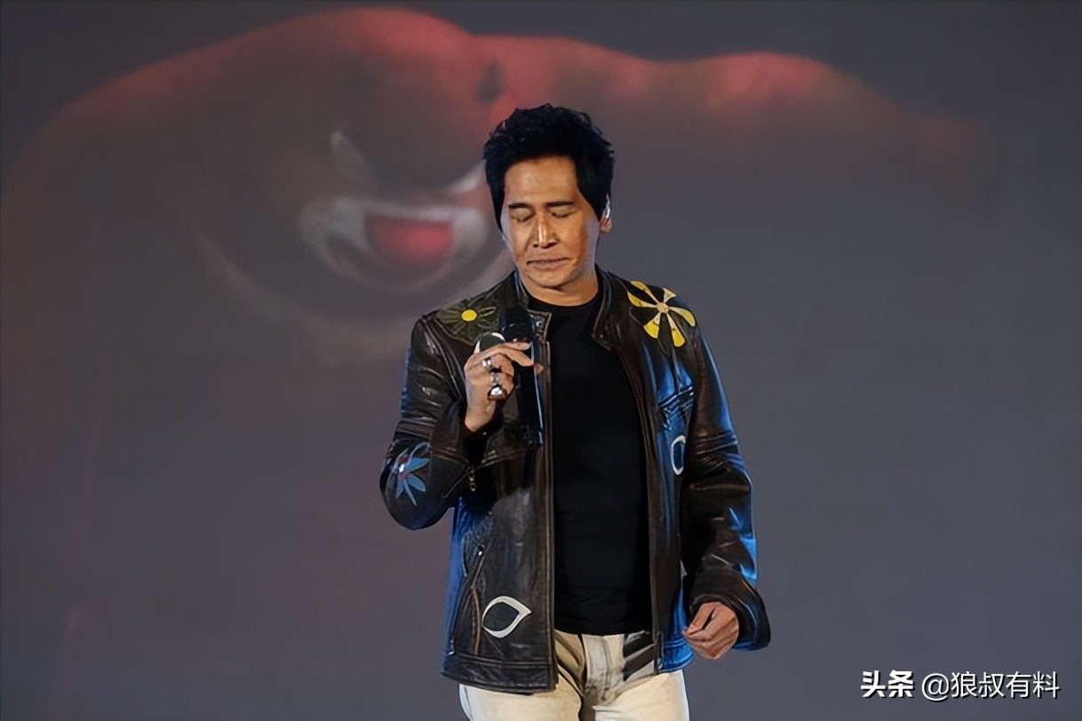 这三位巨星的后代，同样是明星的私生子，待遇简直天壤之别