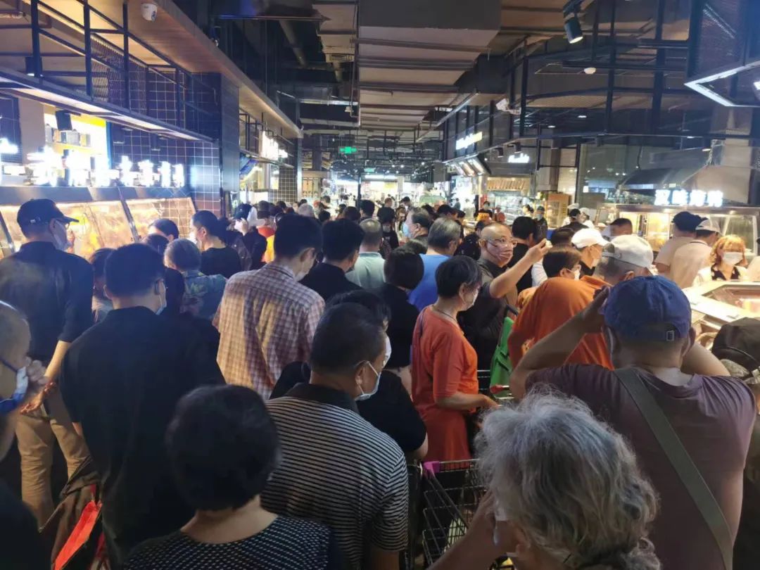 武汉雅斯何时开业,雅斯在武汉开了几家店