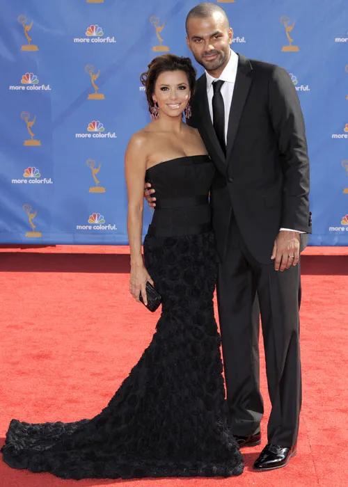 NBA最美10大娇妻，瓦妮莎守寡三年，一位世界小姐8年生5娃