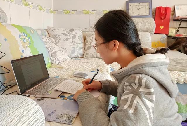 95后女孩从设计院辞职当保安,95后女生放弃高薪