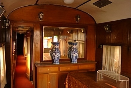 宣统帝溥仪的坟墓在哪里,宣统帝溥仪老婆的下场